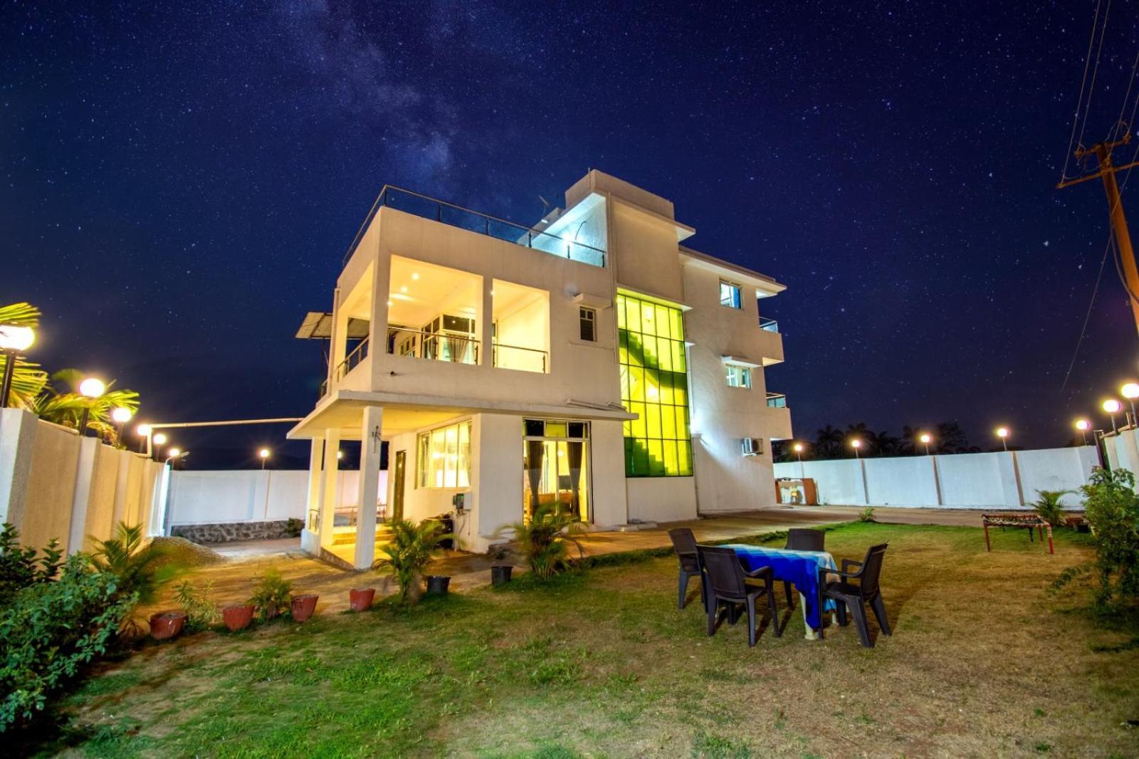 Empyrean Stay Ll 6Bhk Ll Royal Bramha Palace Ll Pvt Pool Ll Lonavala Exterior photo