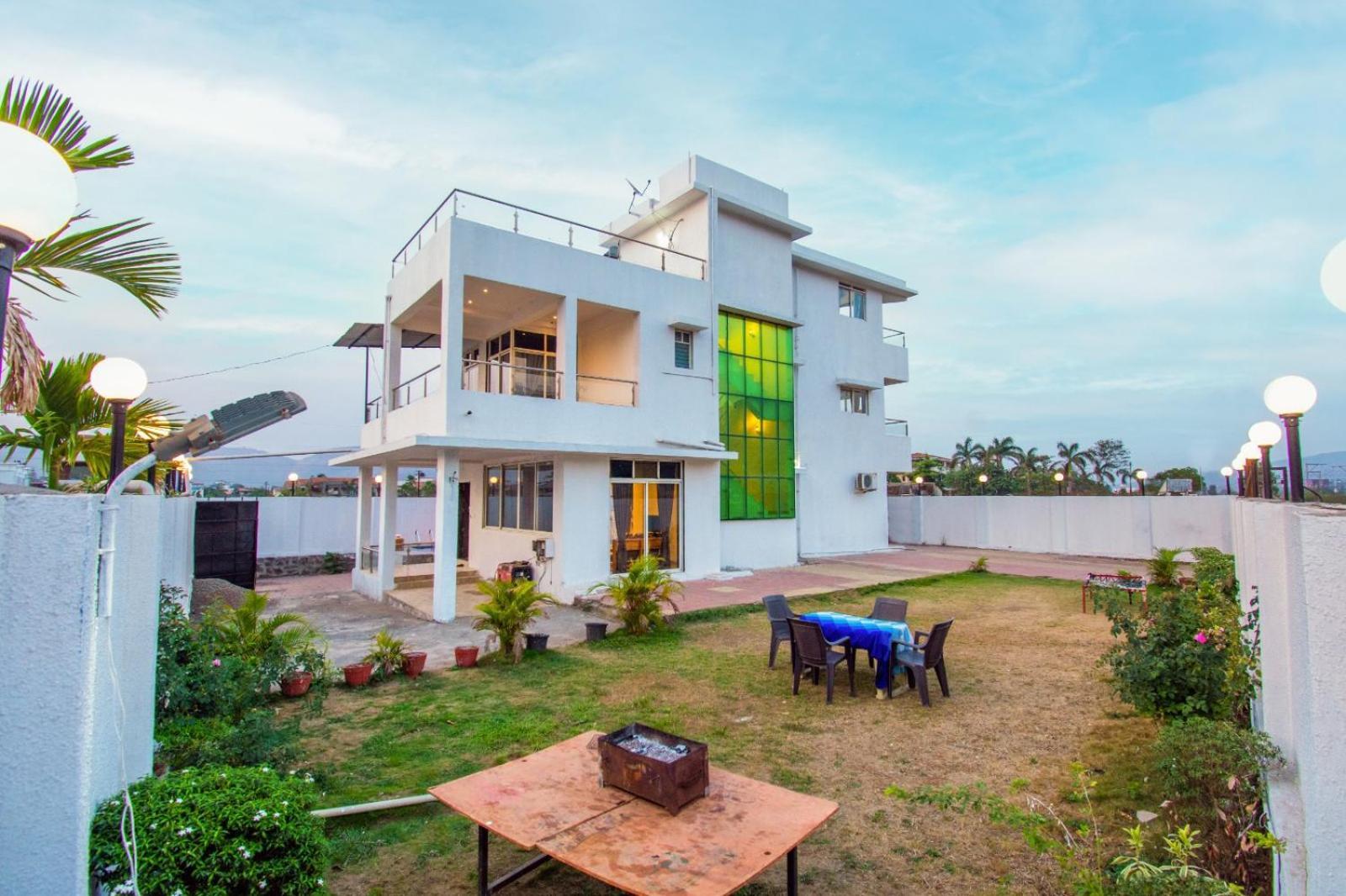 Empyrean Stay Ll 6Bhk Ll Royal Bramha Palace Ll Pvt Pool Ll Lonavala Exterior photo